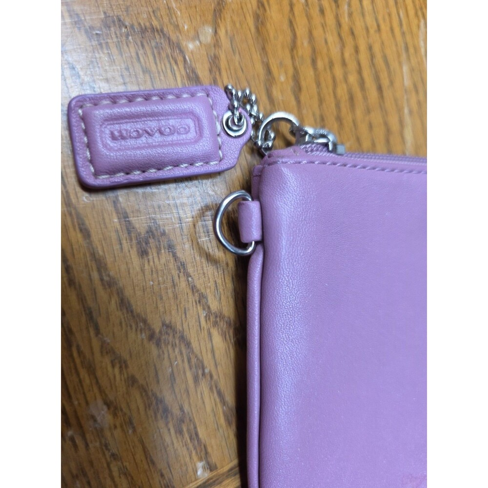 Coach Pink Lavander Glovetanned Leather Top Zip F42389 Walker Bag - Picture 8 of 8